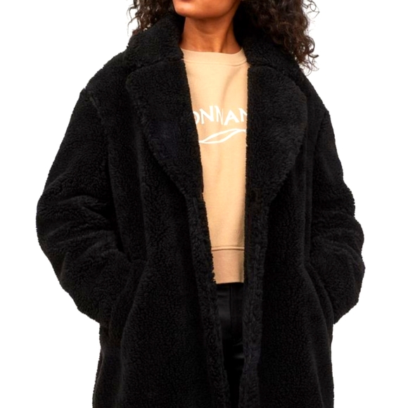 H&M Jackets & Blazers - NWOT H&M L Black Wooly Sherpa Snap Button Coat